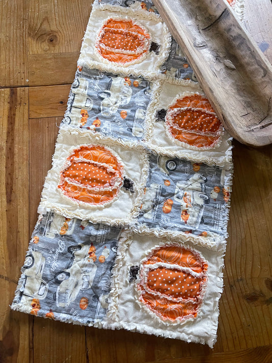 Fall rag style pumpkin appliqué table runner